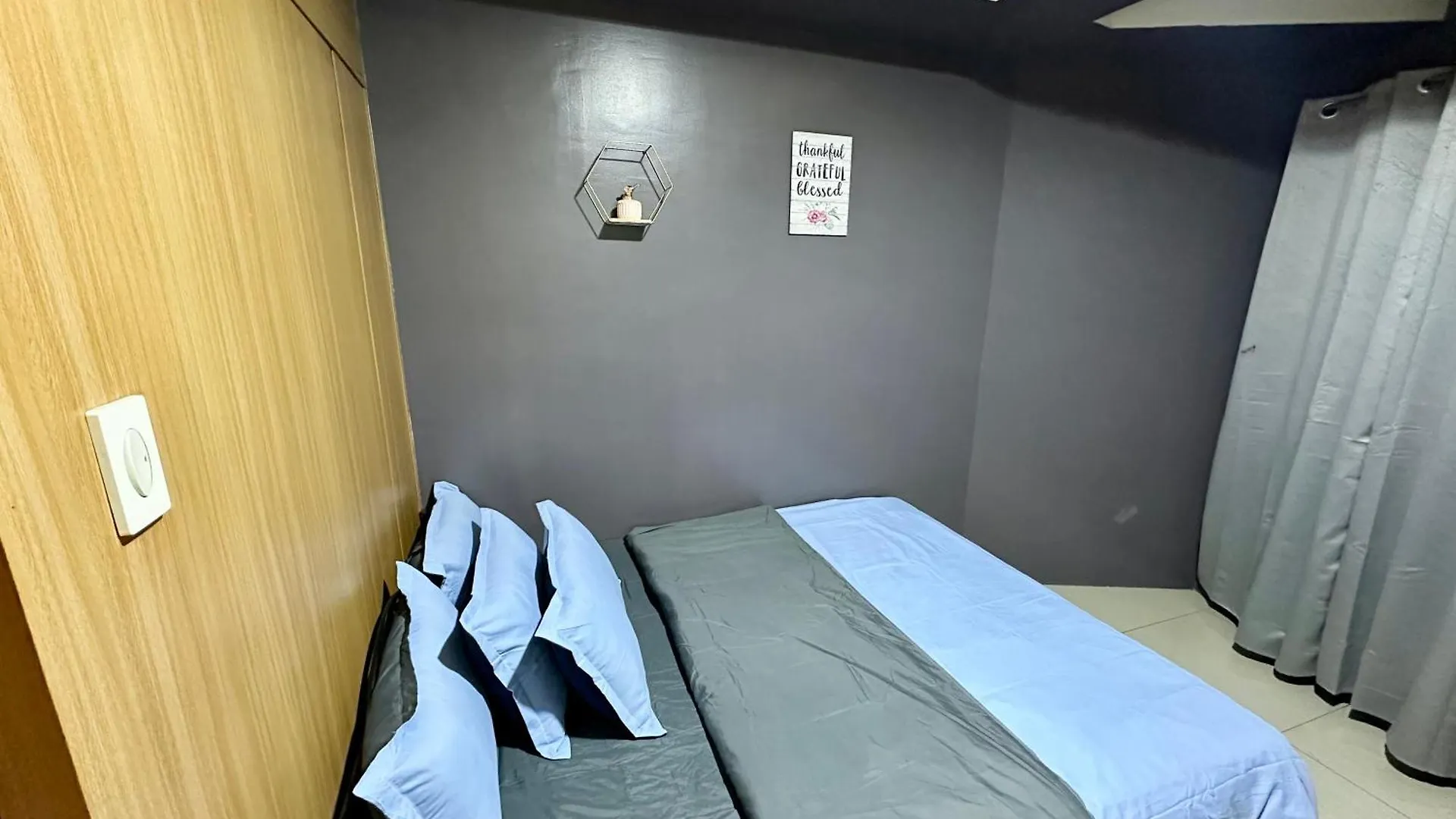 Kathys Crib Family Suite Room Μανίλα 0*,  Φιλιππίνες